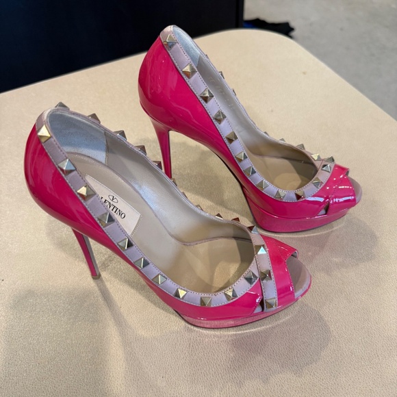 Valentino - hot pink platform rockstud stilettos - Picture 3 of 5